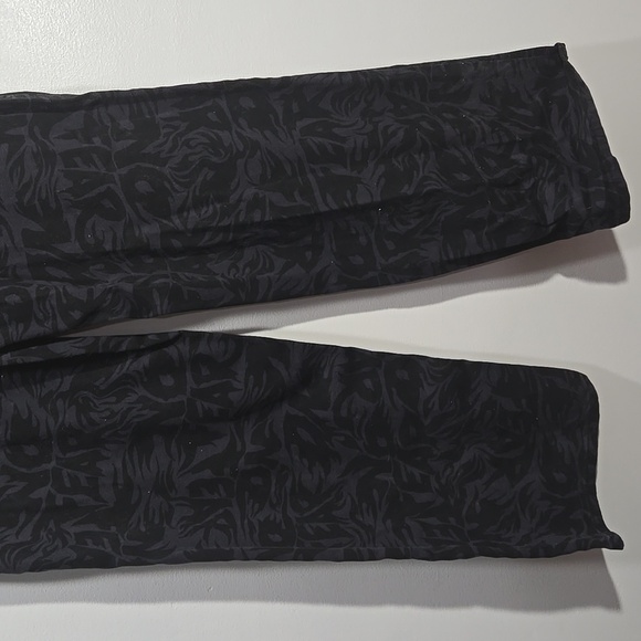 H&M X No Fear Loose Fit Twill Trousers No Fear Graphic Print 6 - Picture 9 of 16